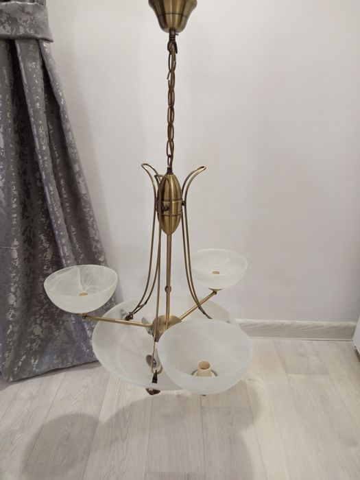 Люстры в отличном состоянии