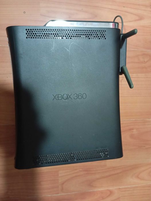 Xbox 360 със 2 джойстика