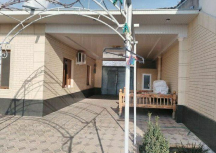 99990 у.е. (ТЦ Компас) Миробод тумани  ипотека бор