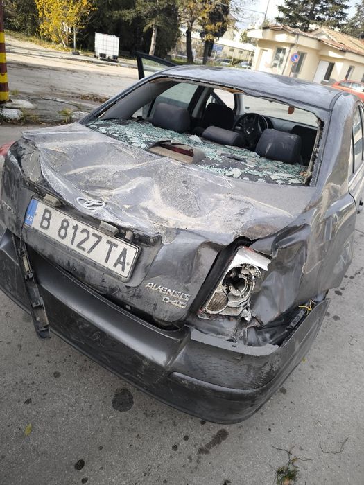 Тойота Авенсис На части 150к D4D