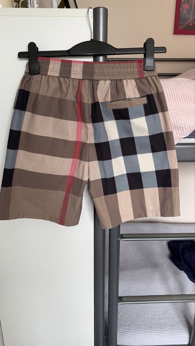 Burberry бански.