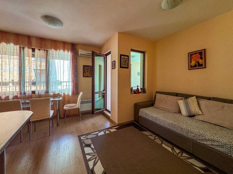Продава се Двустаен апартамент в Бургас, Сарафово - 72 кв.м за 985 €/кв.м - Снимка #2