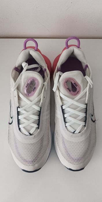 Дамски маратонки Nike air max 2090