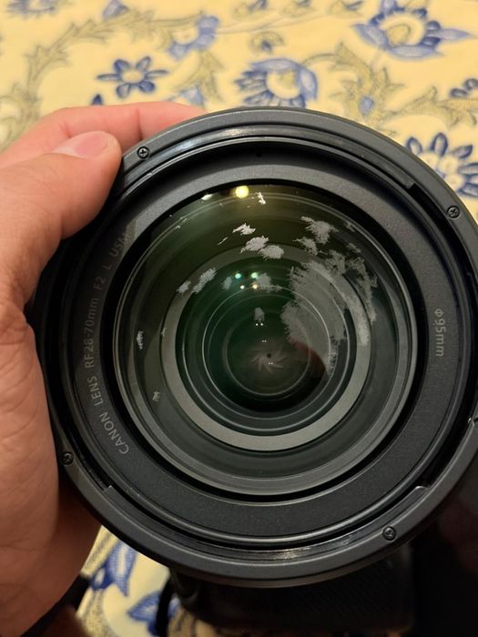 ПРОДАМ Canon 28-70 f2.0