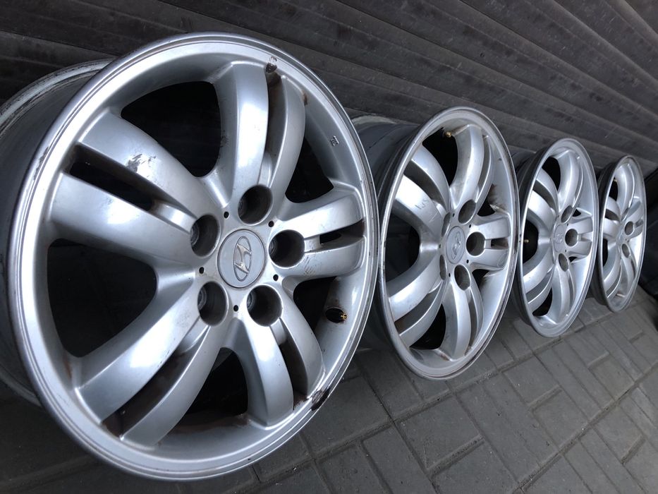 Диски на Хендай R16