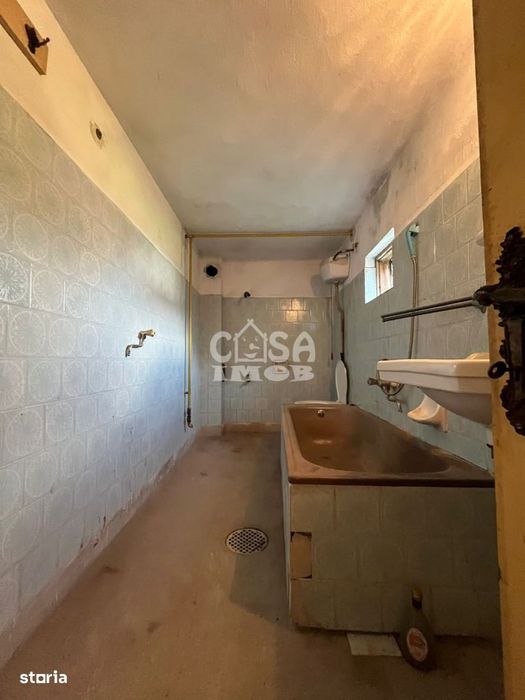 Casa la Doicesti cu teren de 1300 mp, livada si acces rapid catre Targ