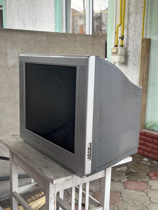 Philips телевизор