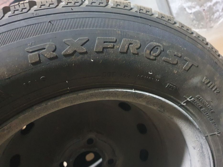 Продам зимние шины с дисками