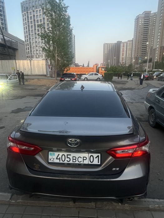 Тойота камри 70 se 2019г