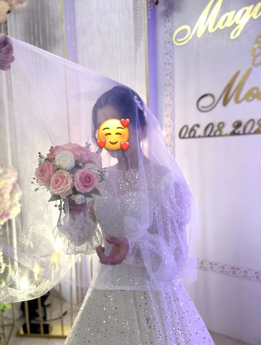 Свадебное платье с блестками