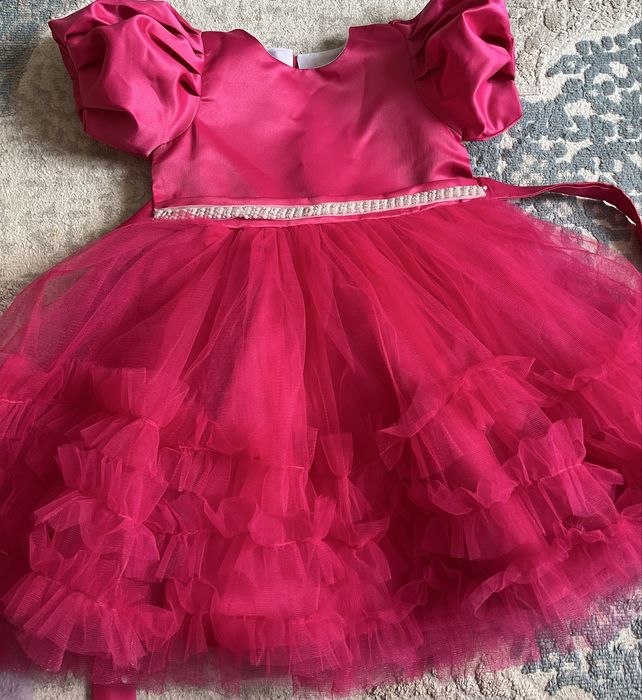 Продам платье на утренник