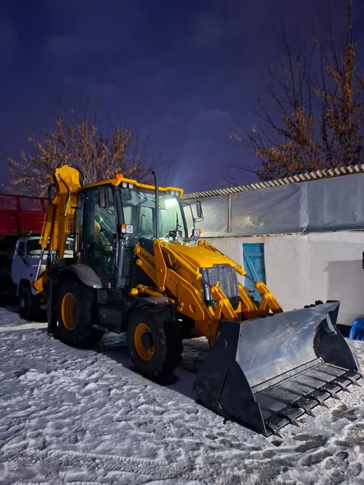 Услуги экскаватора-погрузчика 3в1