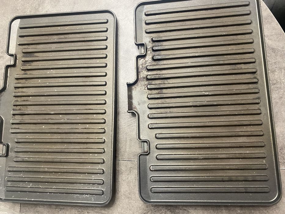 Продам гриль Delonghi CGH1030D
