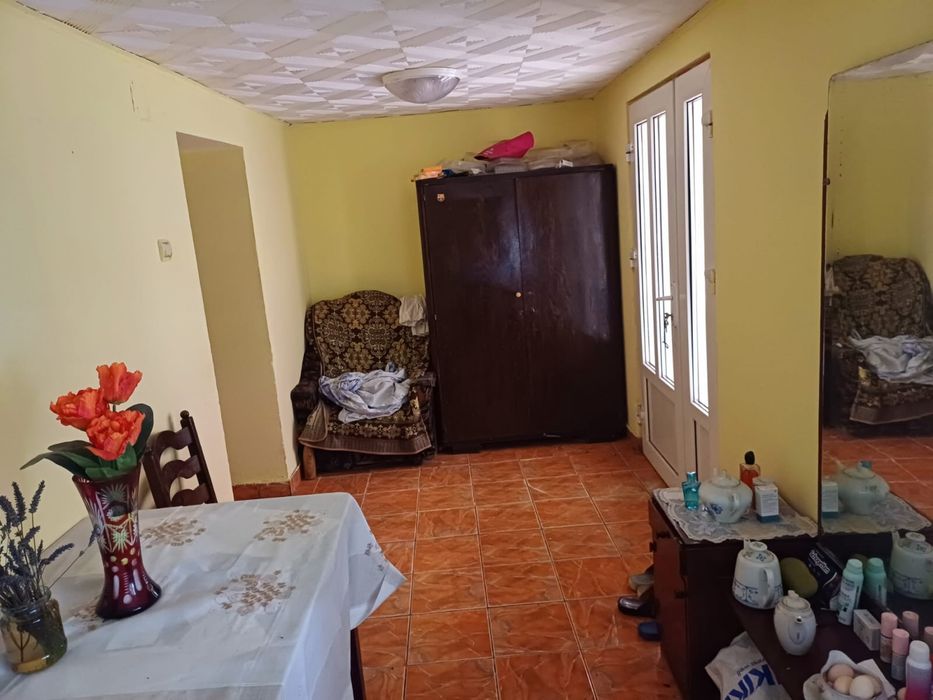 Imobil compus din doua corpuri in Chisineu Cris