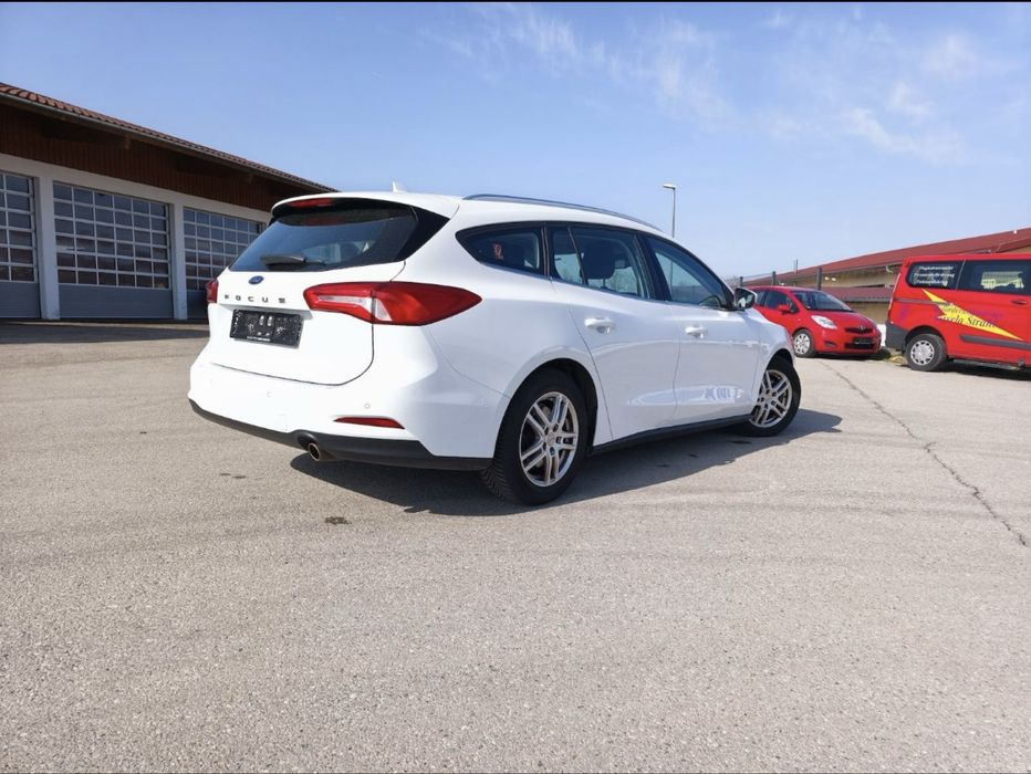 Ford Focus  1.0 125cp an 2019.10