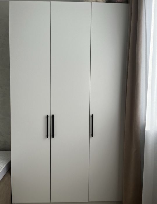 Продам шкаф недорого