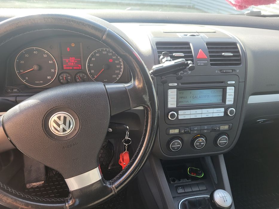 VOLKSWAGEN Golf 2006 — imagine 4