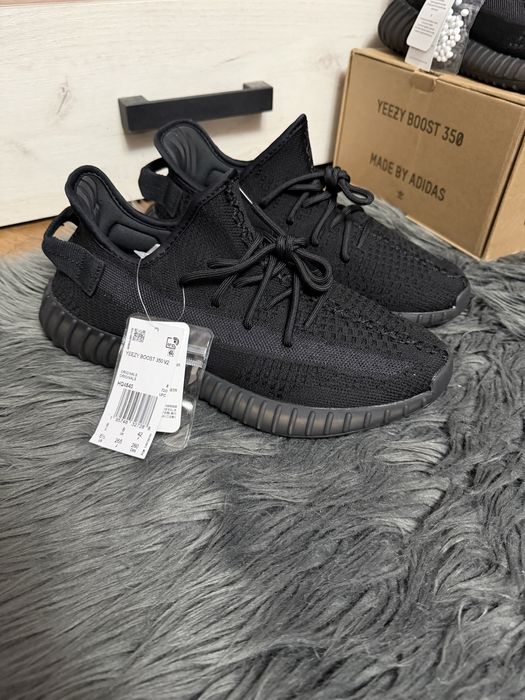 Yeezy Boost 350 V2 ‘Onyx’
