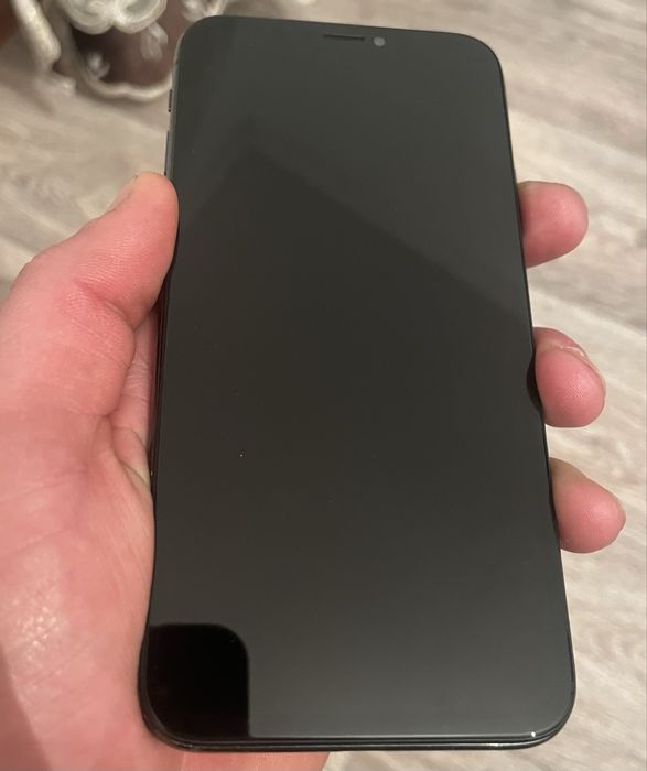 Продам (Айфон Х)