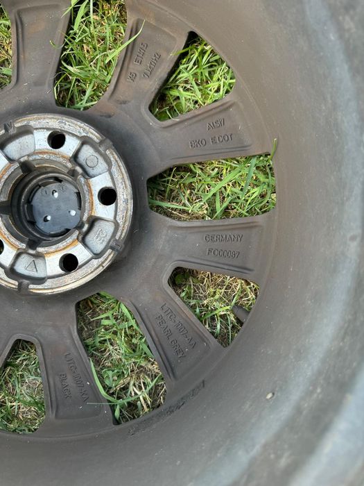 Jante 17 inch ford cu anvelope