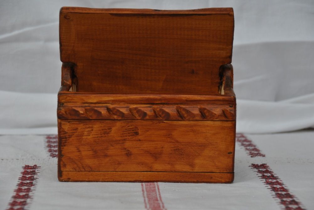 Vand solnita (sararita) din lemn