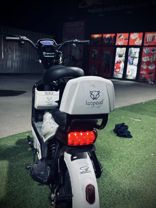 электро скутер.