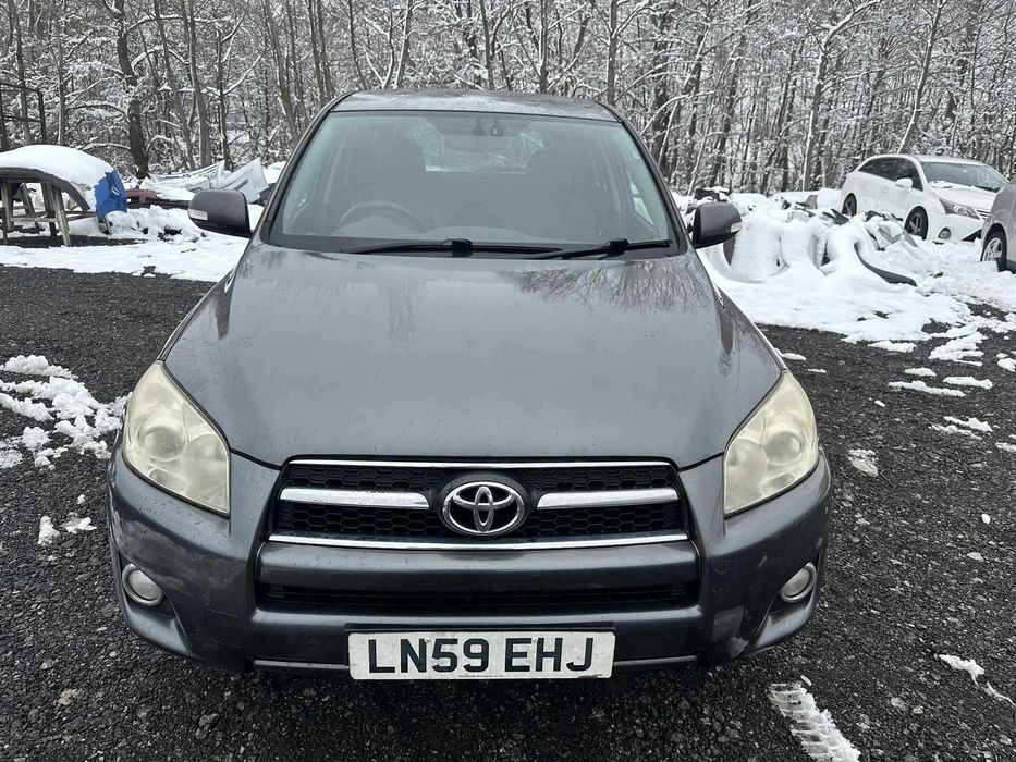 На Части Toyota Rav4 2.2 150к.с D-4d 2009г