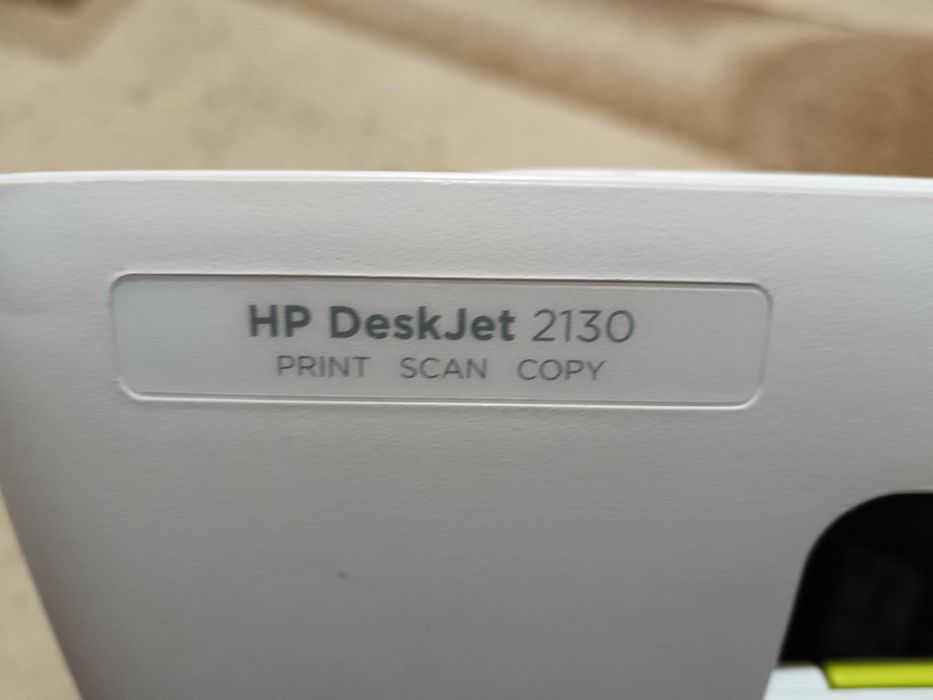 Imprimantă HP DeskJet 2130 – NOUĂ, fără cabluri