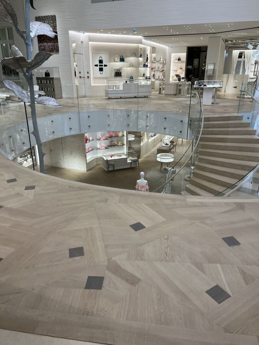 parchet masiv, pus sau reconditionat