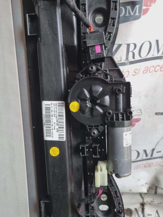 Trapa panoramica 3G9877049A / 3G9877041C VW Passat B8 Variant
