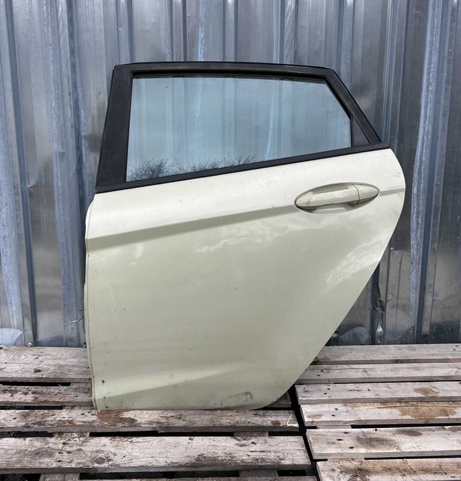 Задна врата за Ford Fiesta / Форд Фиеста 2010г