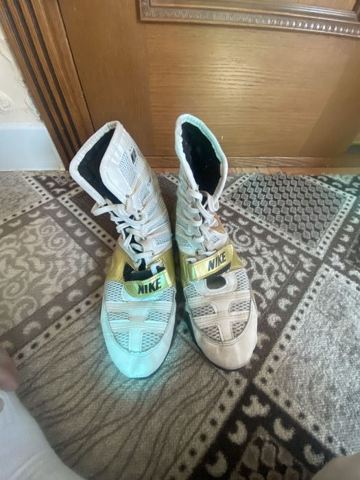 Прлдам боксерки срочно