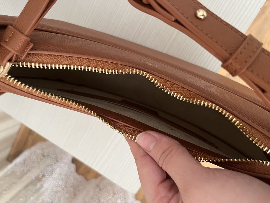 Женская кожанная сумка