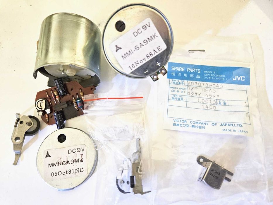 Radio casetofon JVC RC 363L recondiționat si calibrat, piese Japan, impecabil vintage audio hifi