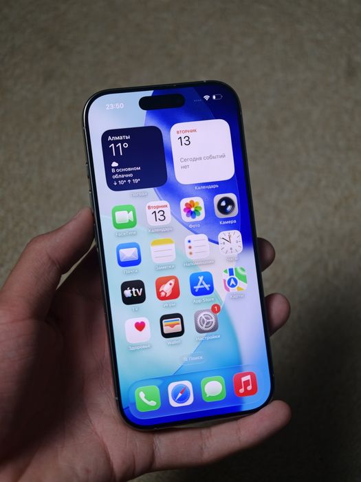 iPhone 16 pro идеал