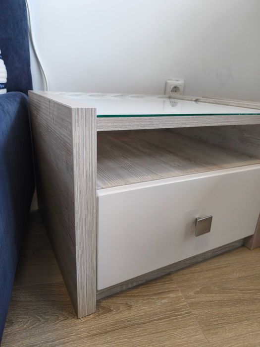 Comoda și două noptiere