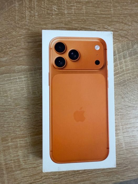 Продам IPhone 17 pro max