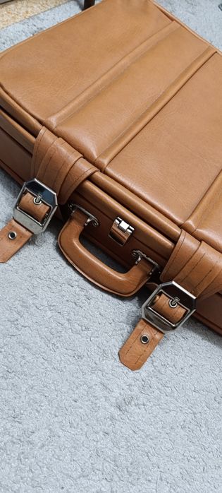 Советский чемодан в отличном состоянии