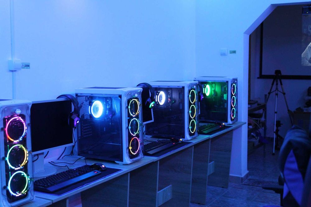 Ofer servicii de mentenanta ,laptopuri ,PC-uri, montaje PC-uri Gaming