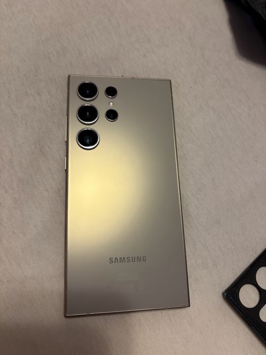 Samsung Galaxy S24 Ultra (512GB, Gri) + Husă Pitaka