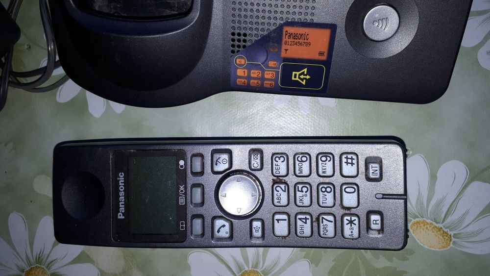 Телефони, напълно запазени