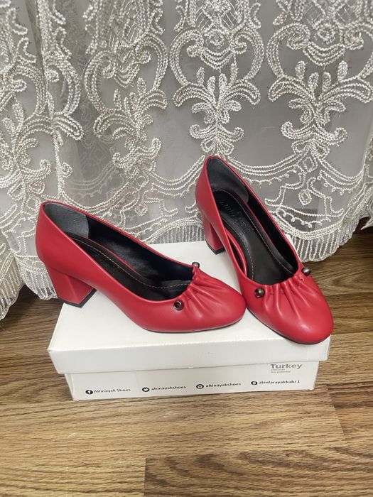 Туфли женские