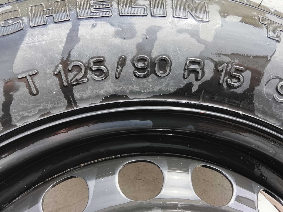 Vind o roata rezerva slim BMW pe 15