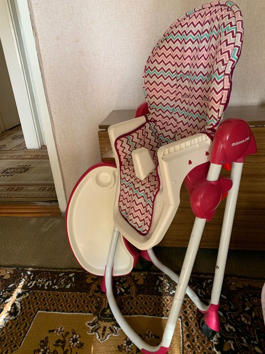 Столик для кормления