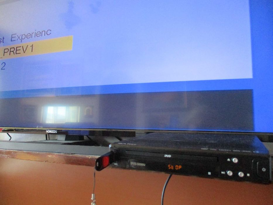 Компактни двд с USB, DVD, мини плеър, дистанционно