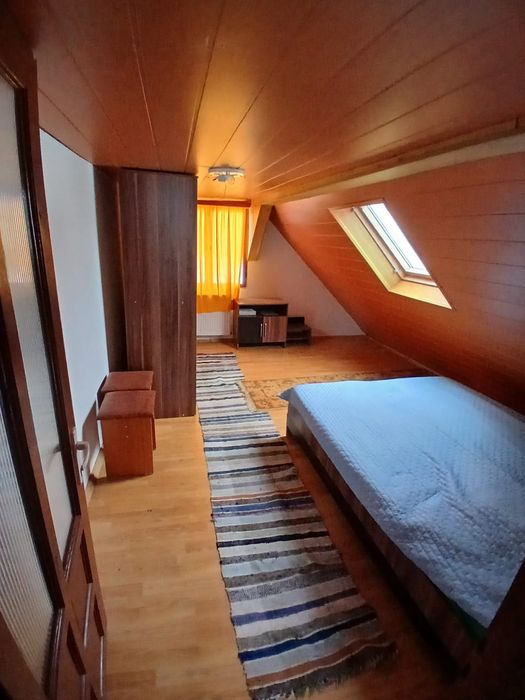 Vand casa de vacanta