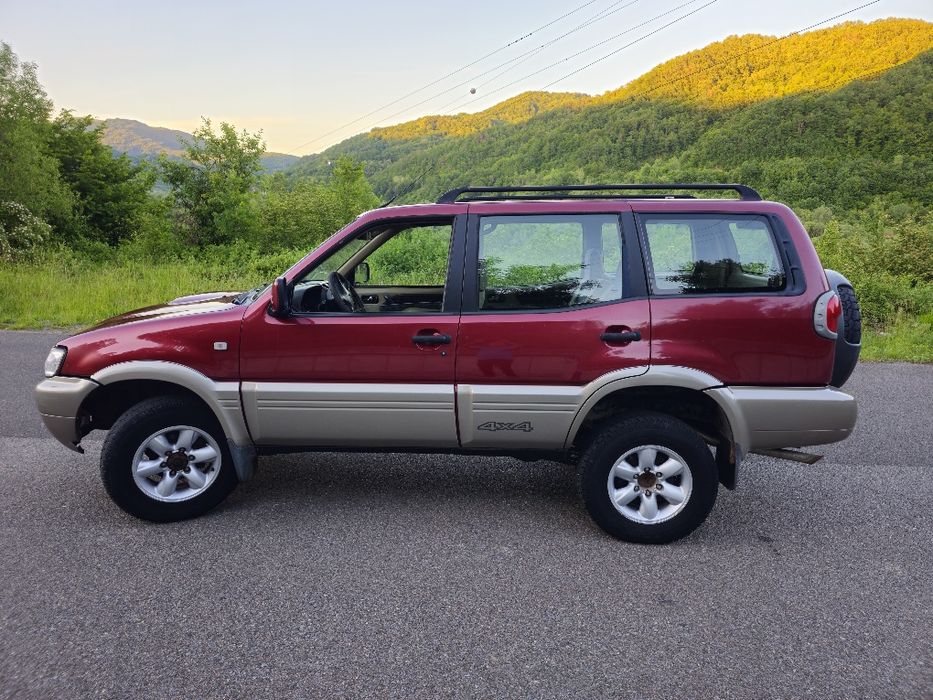 Nissan Terrano/4x4 /Climă