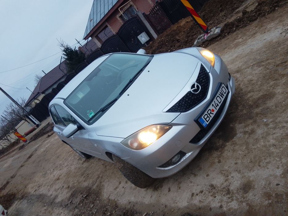 Vand Mazda 3 16 benzină