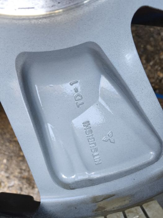 18" 2броя Оригинални алуминиеви джанти за Mitsubishi Asx.