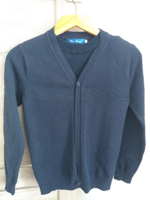 Продам школьную кофту